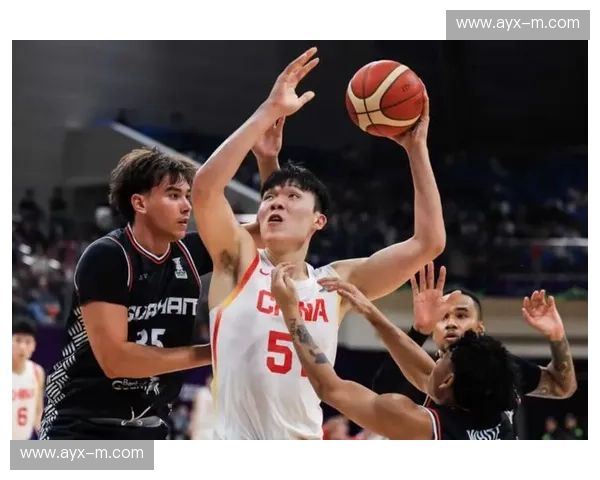 镜头下的杨瀚森:青岛国信水产新星在更衣室的领袖话语 镜头下的杨瀚森:青岛国信水产新星在更衣室的领袖话语